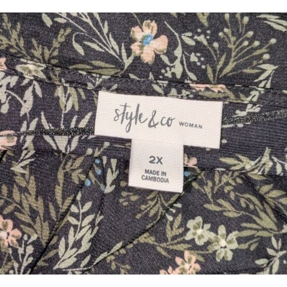 Style & Co Blouse 2X Women's Black Floral Vneck Long Sleeve Layered Nylon Gothic - Picture 6 of 7